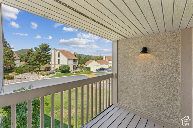 Photo 21 for MLS #2105369 at 40 Spaulding Ct