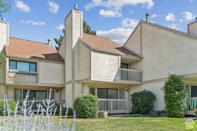 Photo 2 for MLS #2105369 at 40 Spaulding Ct