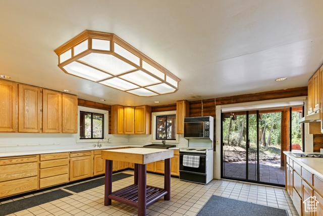 Photo 20 for MLS #2105376 at 4725 Pine Ridge Rd