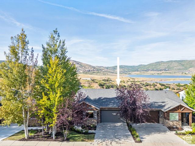 MLS #2105383 - 1406 Hailstone Dr