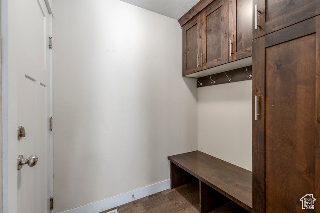 Photo 27 for MLS #2105396 at 738 N Rolling Hills Dr