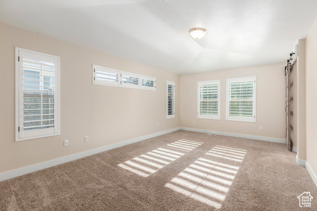 Photo 9 for MLS #2105396 at 738 N Rolling Hills Dr