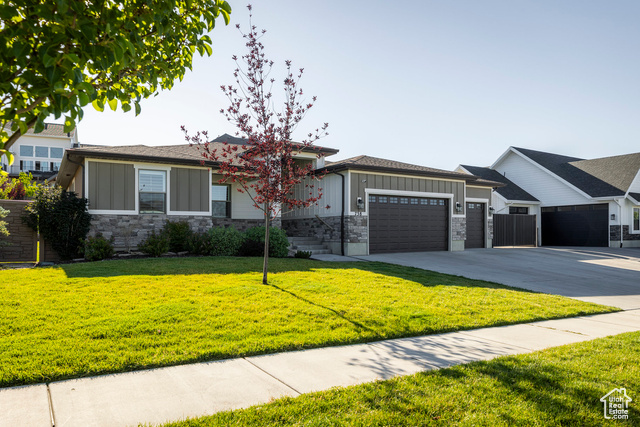 Photo 43 for MLS #2105396 at 738 N Rolling Hills Dr