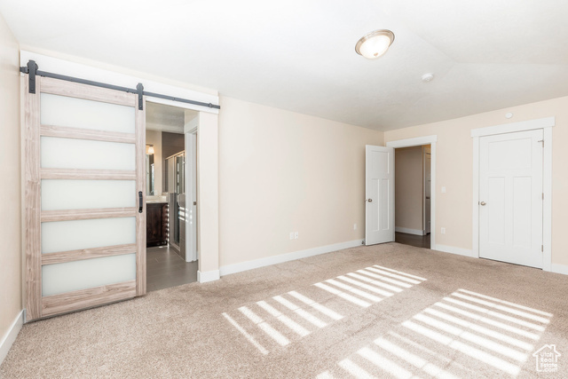 Photo 15 for MLS #2105396 at 738 N Rolling Hills Dr