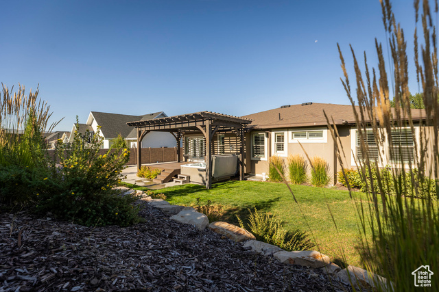 Photo 40 for MLS #2105396 at 738 N Rolling Hills Dr