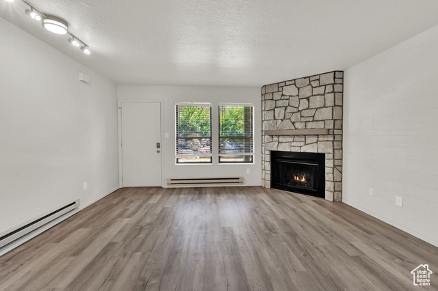 Photo 9 for MLS #2105410 at 3615 N Wolf Lodge Dr #805