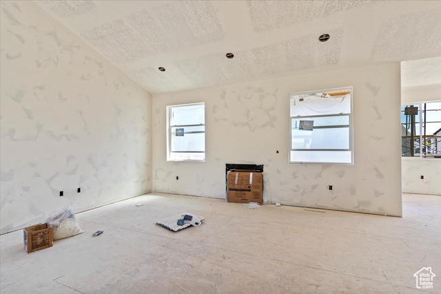 Photo 7 for MLS #2105436 at 2519 W 2950 North