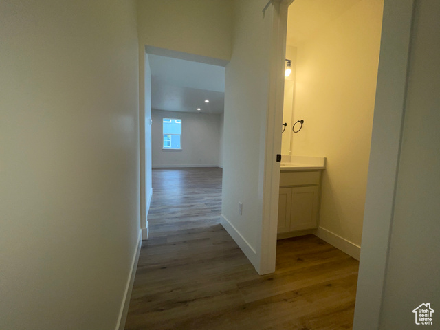 Photo 12 for MLS #2105438 at 845 S Greenway Dr