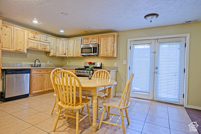 Photo 16 for MLS #2105442 at 1332 E Cinnamon Ridge Way