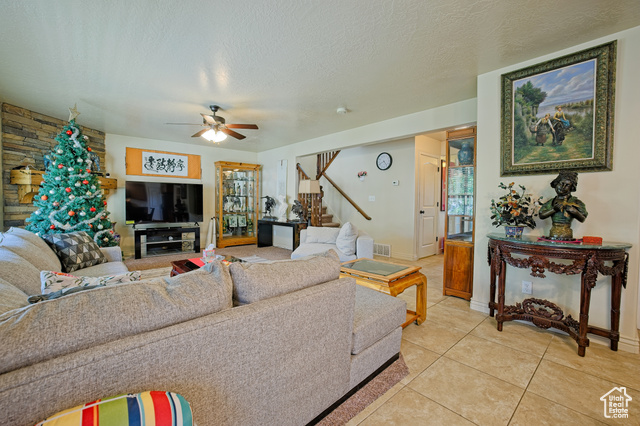 Photo 7 for MLS #2105442 at 1332 E Cinnamon Ridge Way