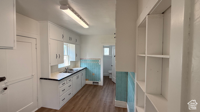Photo 7 for MLS #2105475 at 871 N 700 East