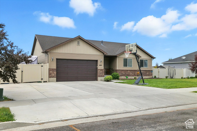 Photo 2 for MLS #2105477 at 609 N 130 East