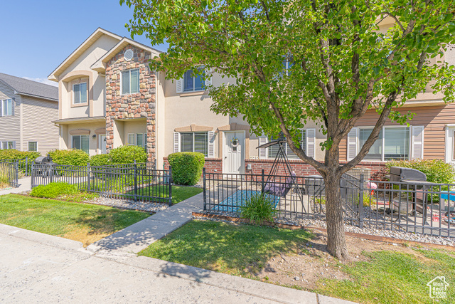 Photo 3 for MLS #2105499 at 514 W 1490 North #102
