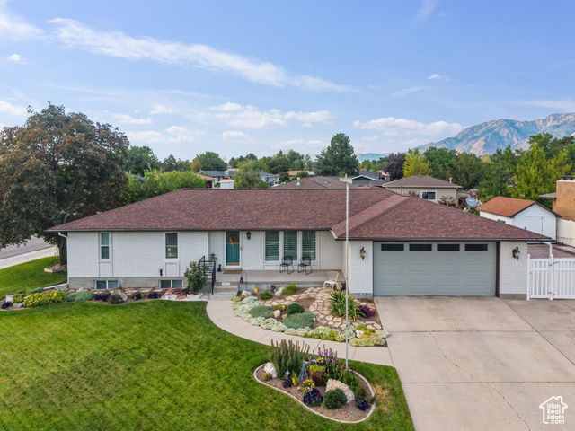 Photo 62 for MLS #2105503 at 1453 E Mums Cir