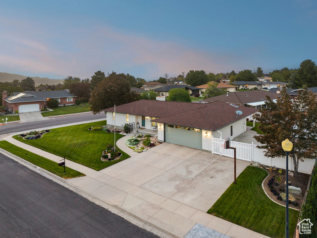 Photo 3 for MLS #2105503 at 1453 E Mums Cir