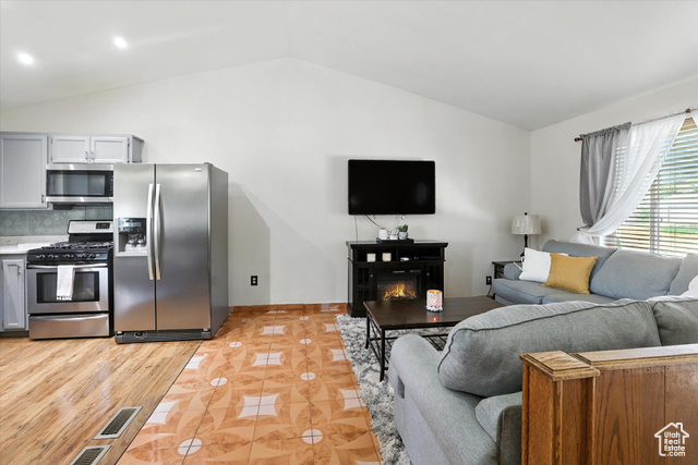 Photo 17 for MLS #2105508 at 136 S 200 West