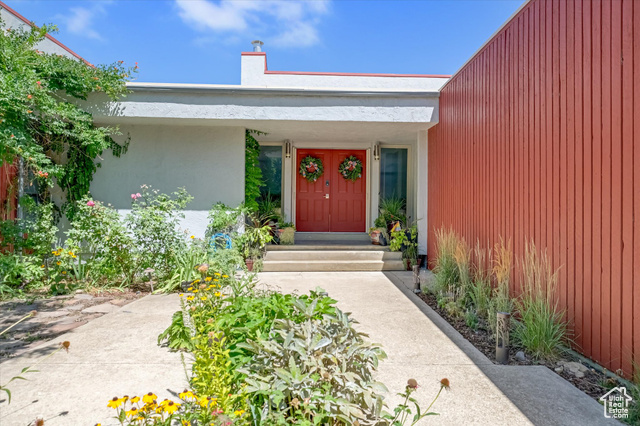 Photo 3 for MLS #2105509 at 510 Spring Creek Rd