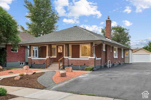 Photo 44 for MLS #2105511 at 951 E Wilson Ave