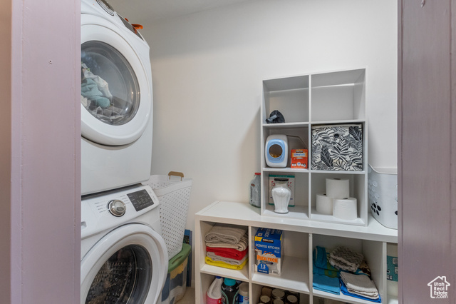Photo 17 for MLS #2105513 at 4148 S Oak Meadows Dr #31