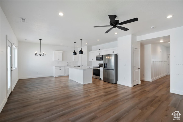 Photo 9 for MLS #2105533 at 2090 W 1625 South #101