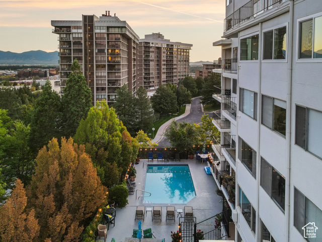 MLS #2105550 - 8 E Hillside #103