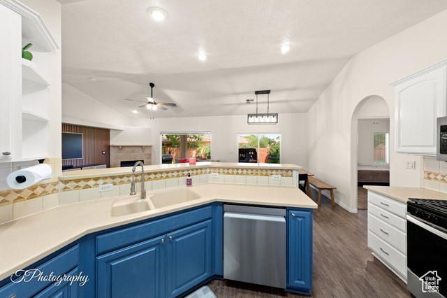 Photo 5 for MLS #2105566 at 2640 W 200 North