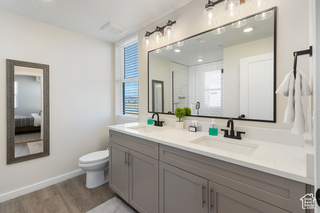 Photo 16 for MLS #2105572 at 961 W Akoya Pearl St #202