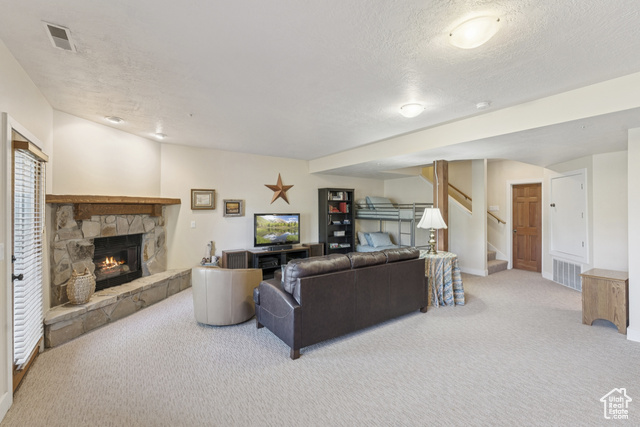 Photo 14 for MLS #2105577 at 1945 Paddington Dr