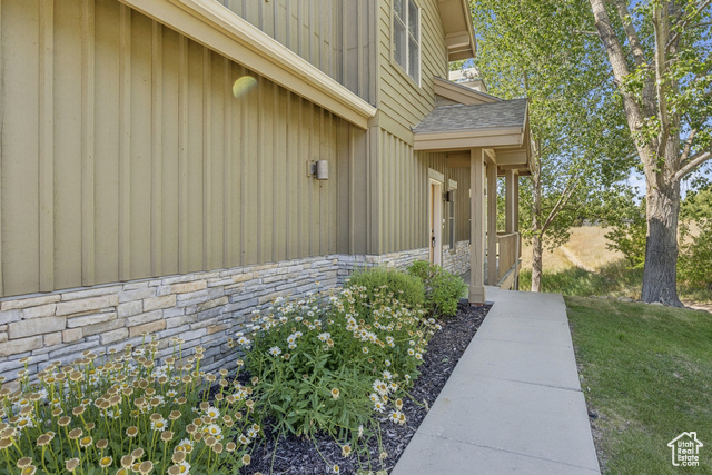 Photo 54 for MLS #2105577 at 1945 Paddington Dr