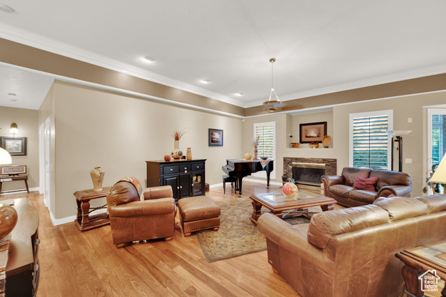 Photo 12 for MLS #2105589 at 758 E Point Hills Cv