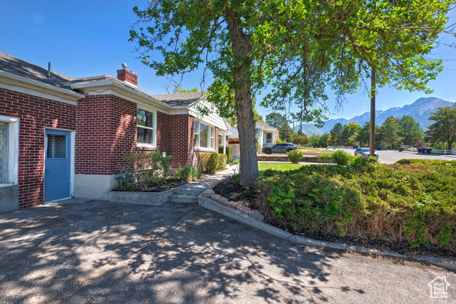 Photo 3 for MLS #2105591 at 1801 E 3900 South