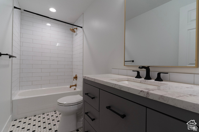 Photo 21 for MLS #2105602 at 158 N State St