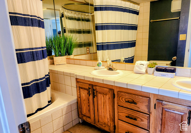 Photo 11 for MLS #2105605 at 1845 W Canyon View Dr #314