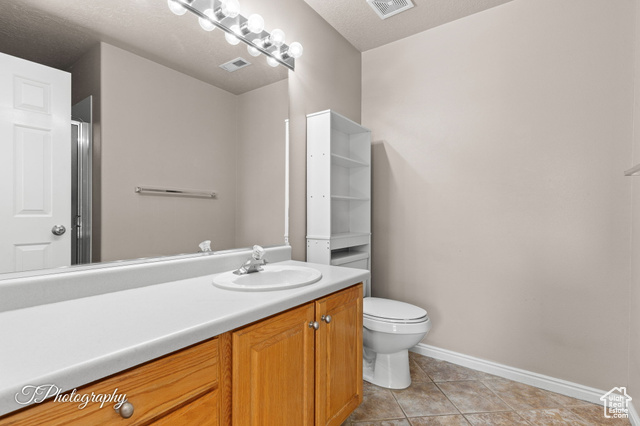 Photo 13 for MLS #2105606 at 2056 E Middleton Dr #9