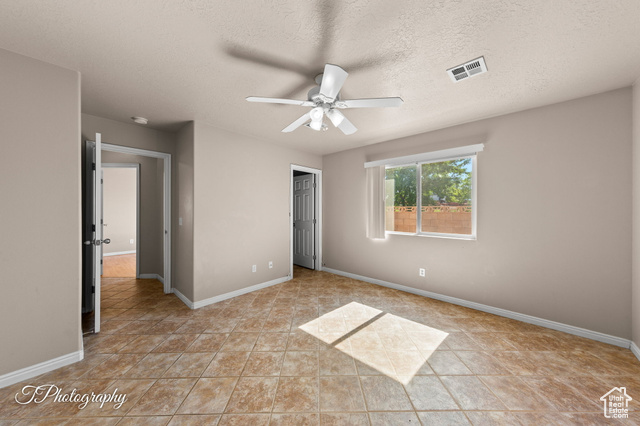 Photo 12 for MLS #2105606 at 2056 E Middleton Dr #9