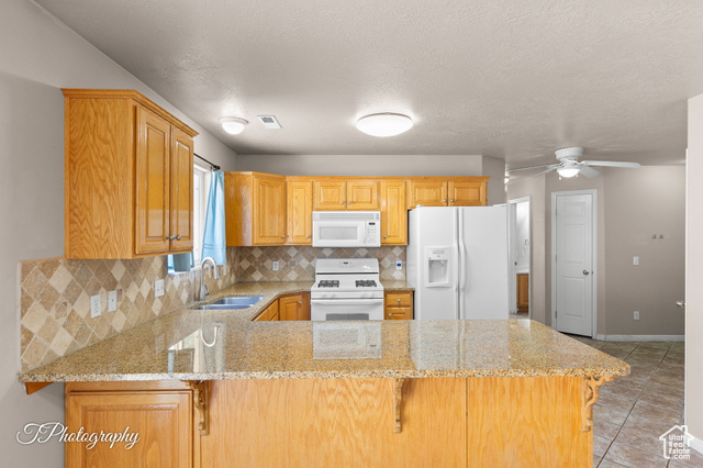 Photo 7 for MLS #2105606 at 2056 E Middleton Dr #9