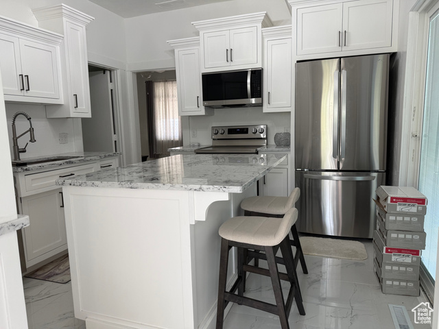 Photo 9 for MLS #2105615 at 322 N 400 West