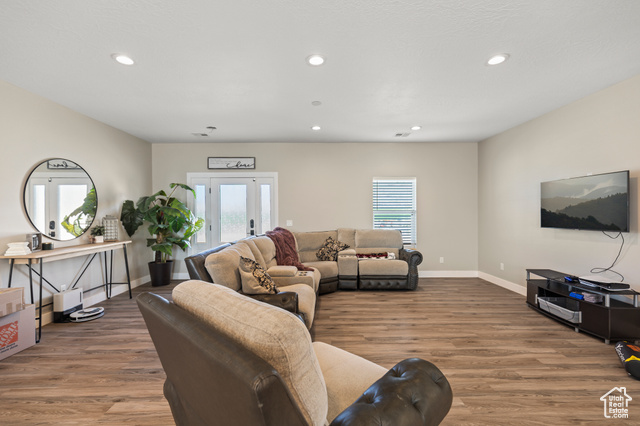 Photo 12 for MLS #2105616 at 1218 E Highline Rd