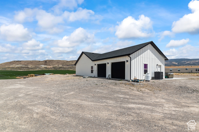 Photo 37 for MLS #2105616 at 1218 E Highline Rd