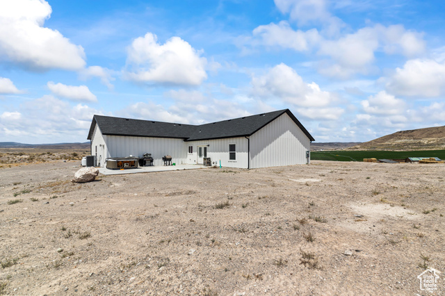 Photo 31 for MLS #2105616 at 1218 E Highline Rd