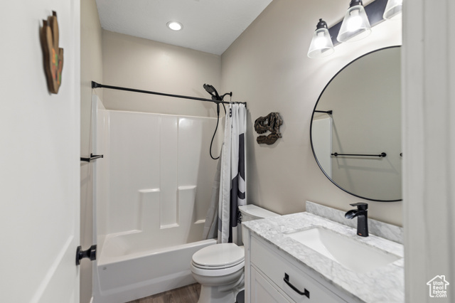Photo 21 for MLS #2105616 at 1218 E Highline Rd