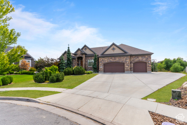 Photo 3 for MLS #2105617 at 872 S Wellington Dr