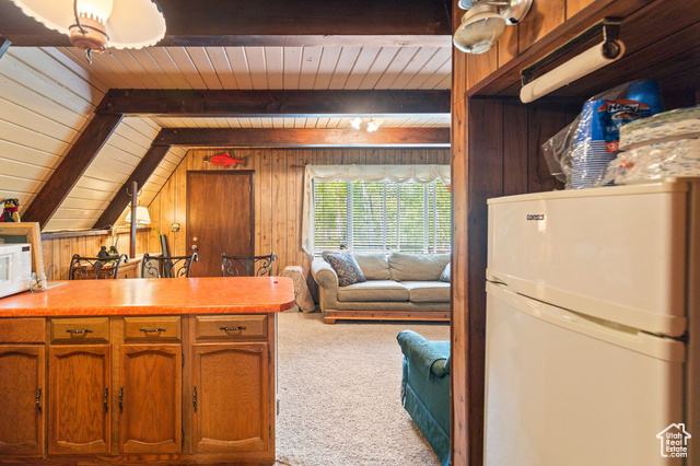 Photo 11 for MLS #2105627 at 959 Cove Rd