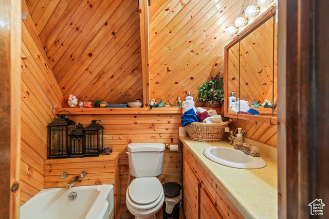 Photo 15 for MLS #2105627 at 959 Cove Rd