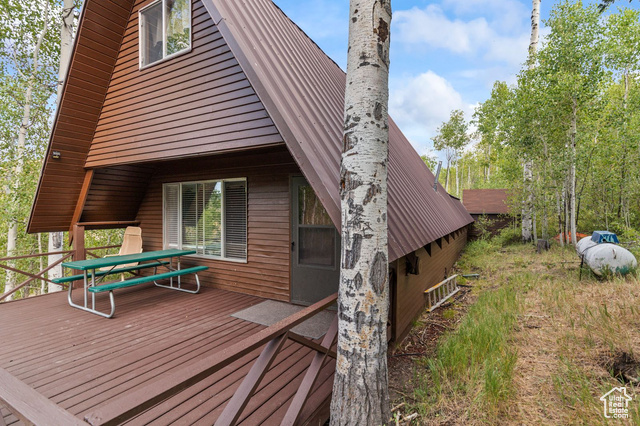 Photo 3 for MLS #2105627 at 959 Cove Rd