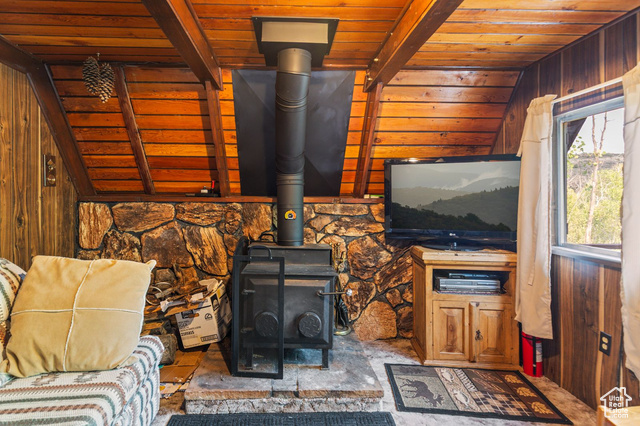 Photo 22 for MLS #2105627 at 959 Cove Rd