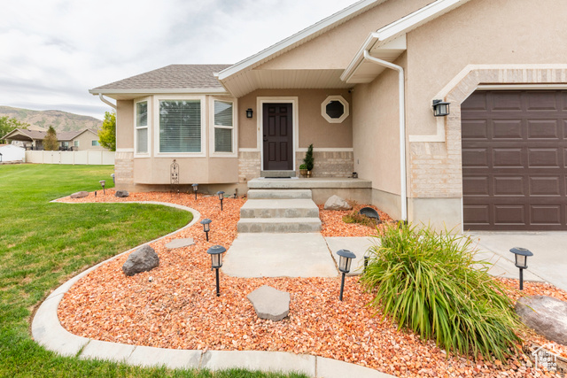 Photo 5 for MLS #2105648 at 13908 S Little Water Peak Cir