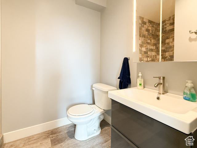 Photo 15 for MLS #2105649 at 82 N 72 East