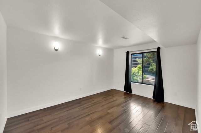 Photo 11 for MLS #2105655 at 425 S 1000 East #204C