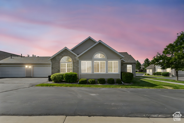 3211 S ABBEY GLEN WAY WAY #B, West Valley City UT 84128